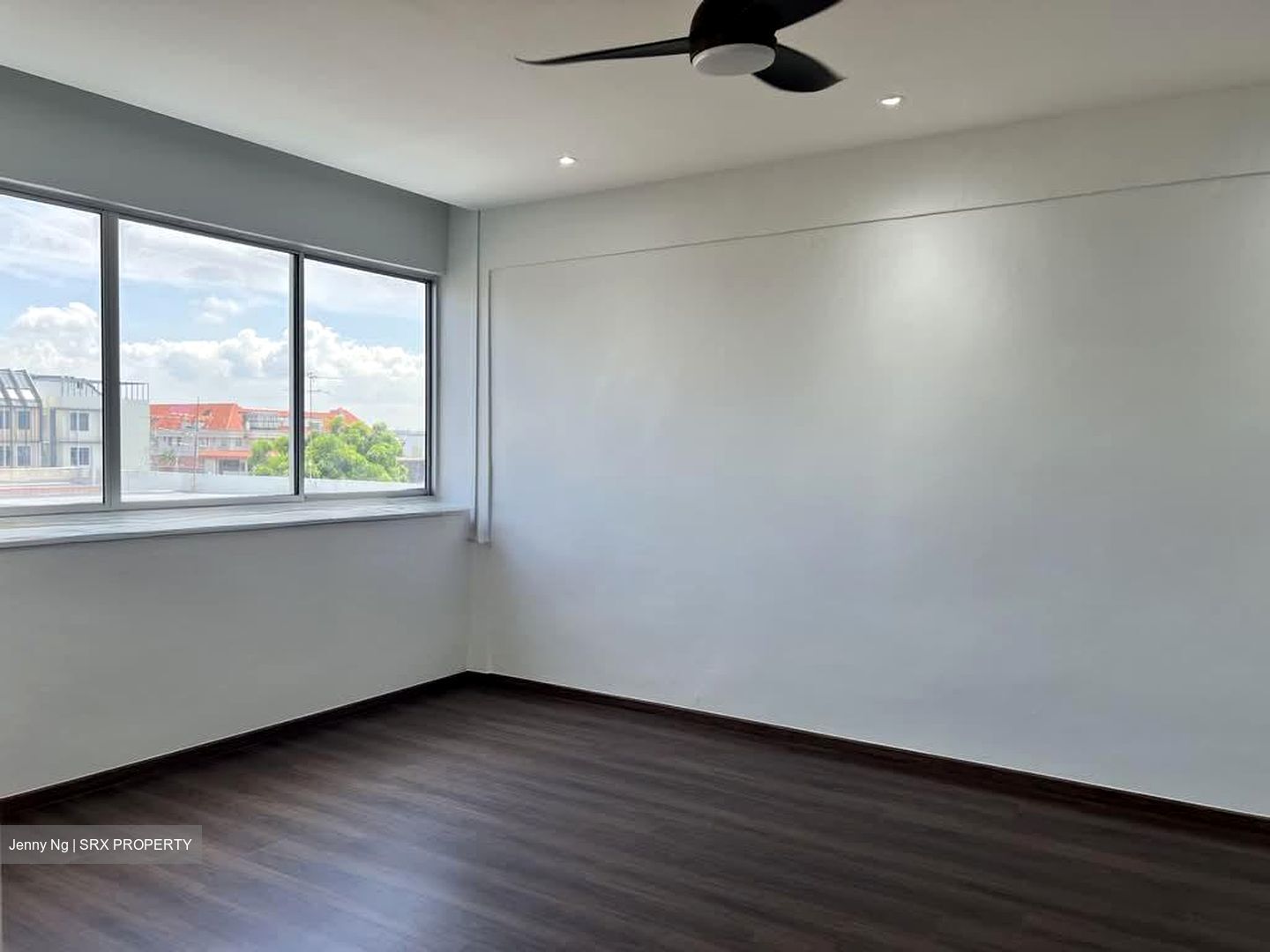 Upper Serangoon Shopping Centre (D19), Apartment #571773231